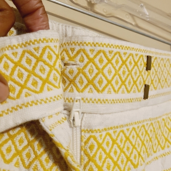 Loft | Women's Yellow Gold and White Riviera Short Shorts (Size 14) - Picture 8 of 15